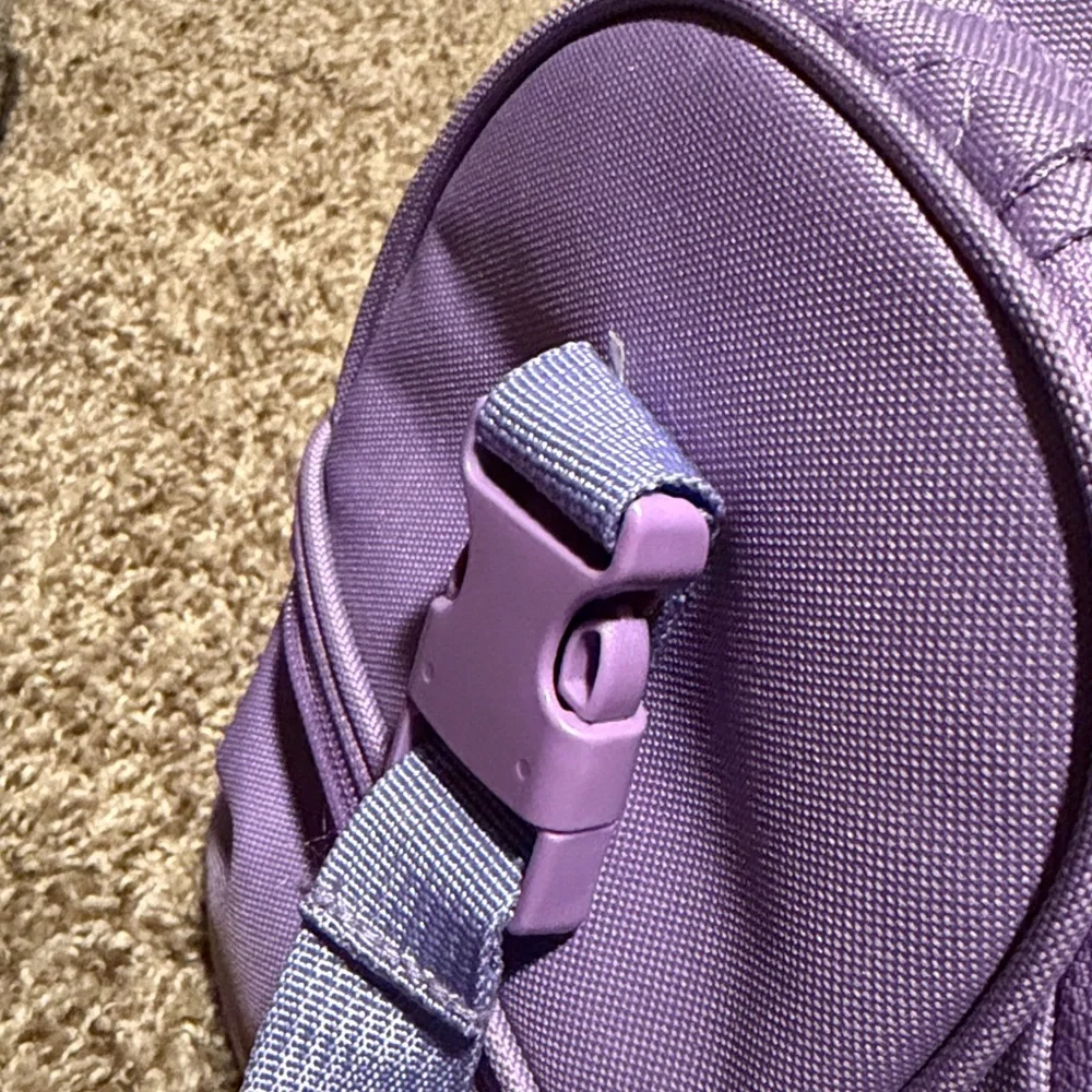 Purple FlowFly insulated lunch / travel bag or camera case - NWOT!